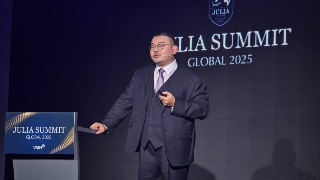 JULIA SUMMIT GLOBAL – Juvelook Journey